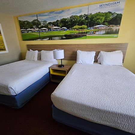 Days Inn By Wyndham Greensboro Nc Exterior photo